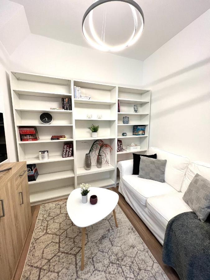 Hot Spot - Apartment - Sanador Victoriei Bukarest Kültér fotó